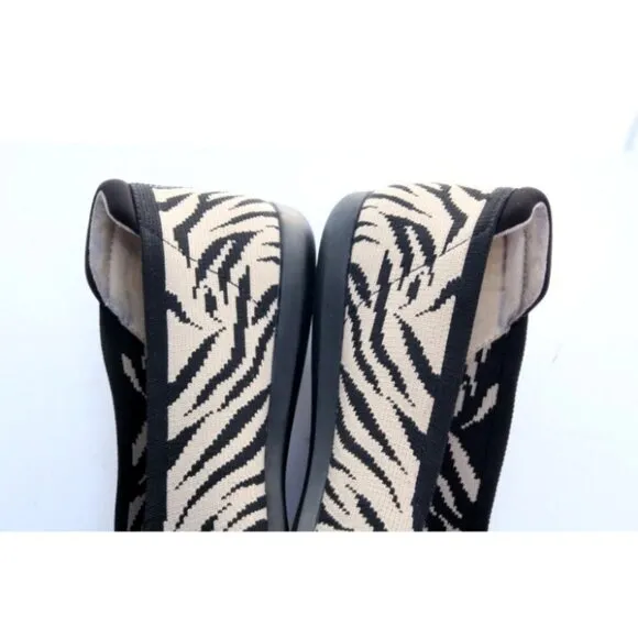 NWOB clarks carly hope ballet flats slip on animal print cloudsteppers Shoes 9M