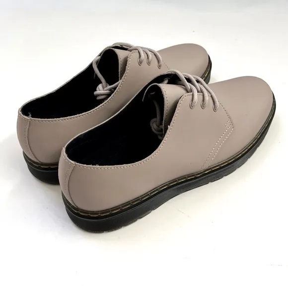 NWOB Original DR. MARTENS ZAVALA LO OXFORD Shoes Leather Size 10 Taupe Women's