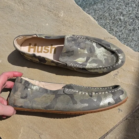 Nwot Hush Puppies Women's Cora Loafer Slip On Camo Metallic Suede Us11