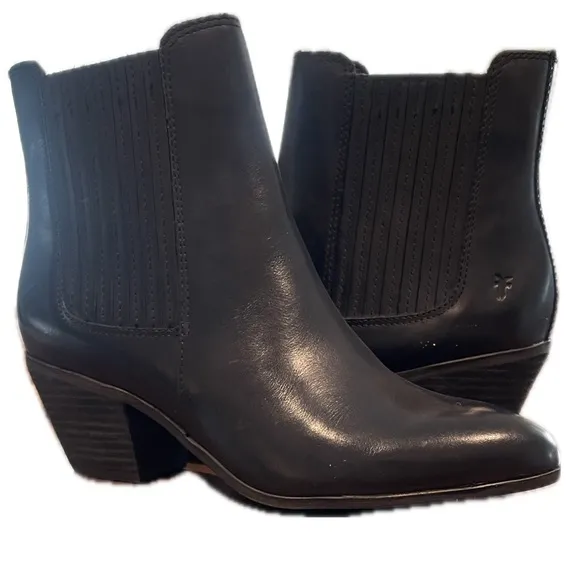 NWT Frye Sandra Western Chelsea Boot