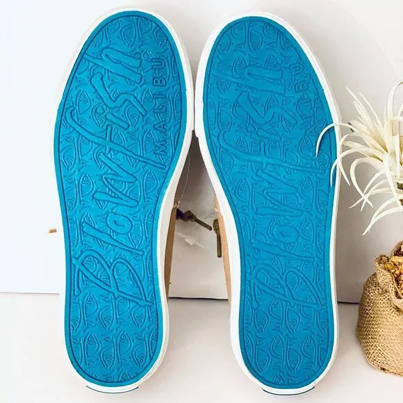 NWT Gorgeous Blowfish Malibu 8 Tan Sherpa Lined Memory foam Cushioned Sneakers