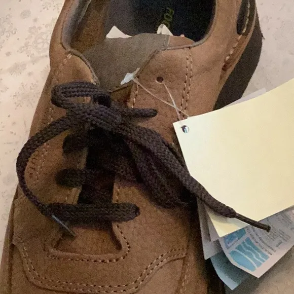 NWT men’s Walkabout shoes