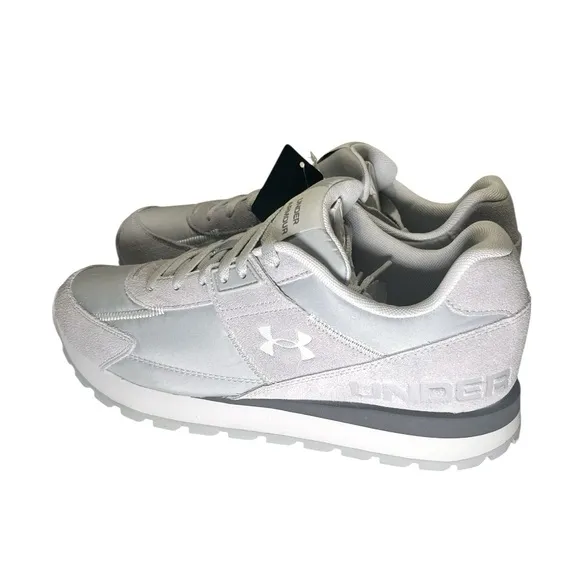 NWT UNDER ARMOUR - Men’s Essential Runner Shoes Gray Size 10.5