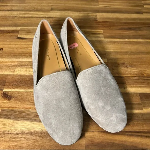NWT Vionic Willa Slip On Flat Color Dark Taupe Suede Size 7