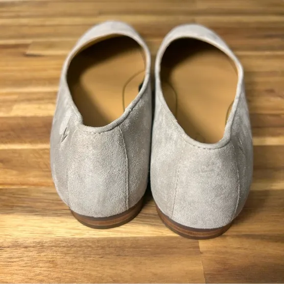 NWT Vionic Willa Slip On Flat Color Dark Taupe Suede Size 7