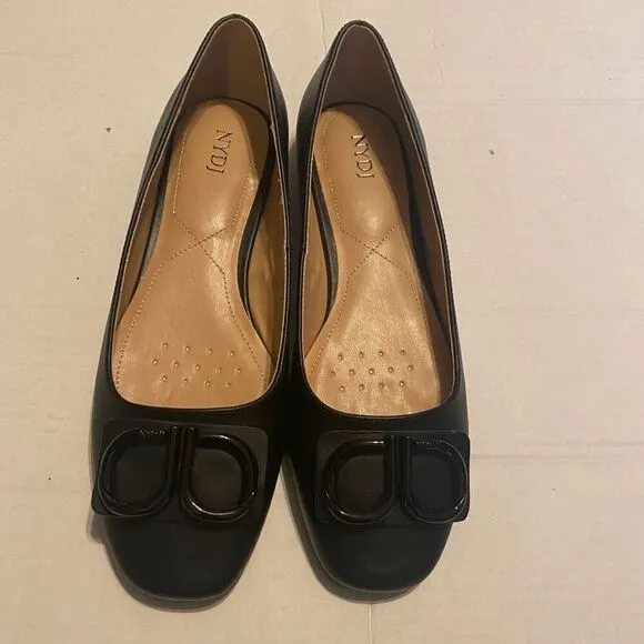 NYDJ Women’s Faiza Nappa Leather Black Metal Bit Slip On Shoes Size 6.5 SEE DESC