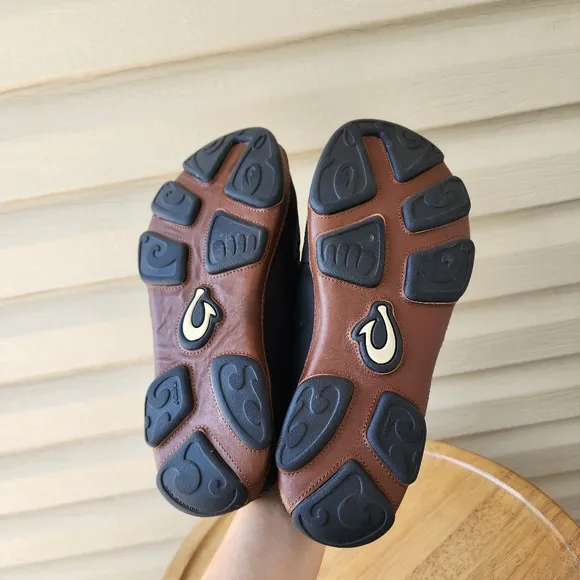 Olukai Moloa men's leather slip on shoes size 8