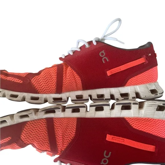 On Cloud 24/7 2015 Running Shoes Swiss Engineering OC Red/Flash US 11.5 Sneakers
