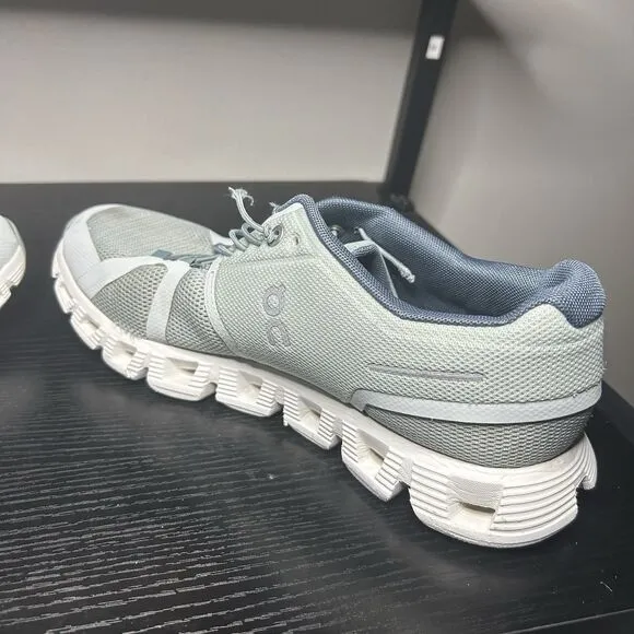 On Cloud 5 Womens Size 9 Green Running Shoes Sneakers
