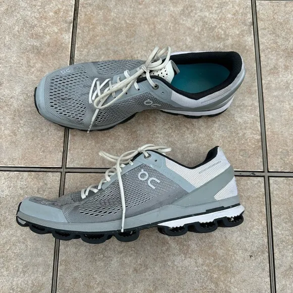 On Cloud  Men's Running Shoes