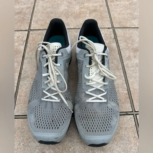On Cloud  Men's Running Shoes
