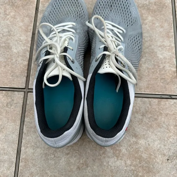 On Cloud  Men's Running Shoes
