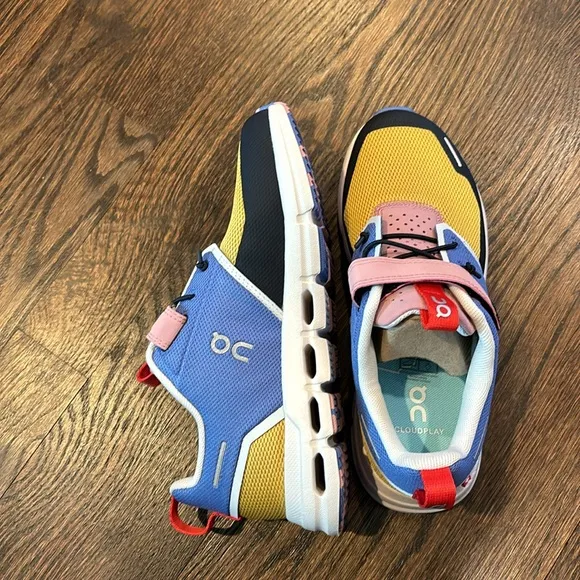 On Cloud Play Pre School Running Shoes