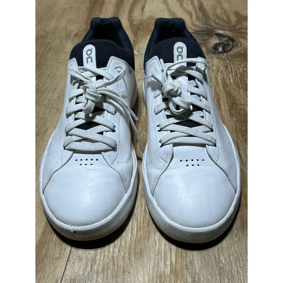 On Cloud THE ROGER Advantage Men 11 Running Shoes White Lace Low Cut