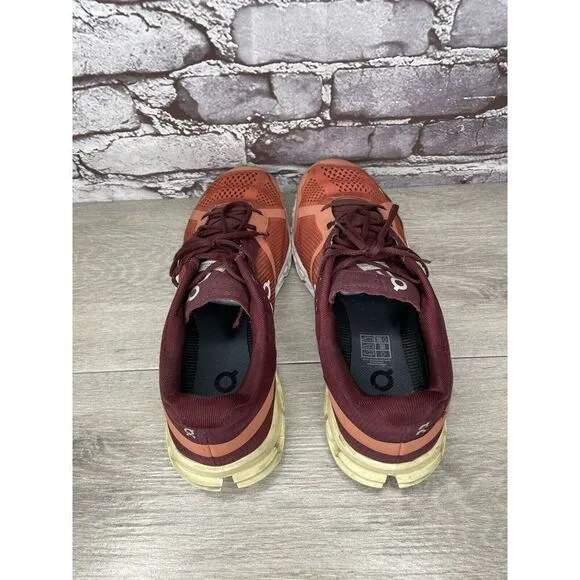 On Cloudflow Flare Dawn Burgundy Red Synthetic Lace Gym Shoes Men Sz 9.5M US/43