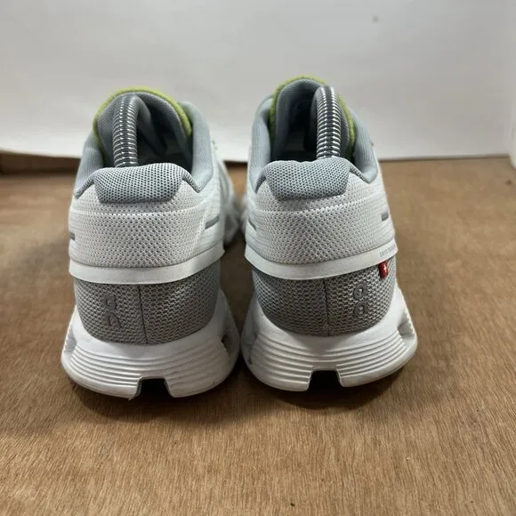 On Running Cloud 5 Women Size 10 69.97999 Glacier Zest Shoes Sneakers