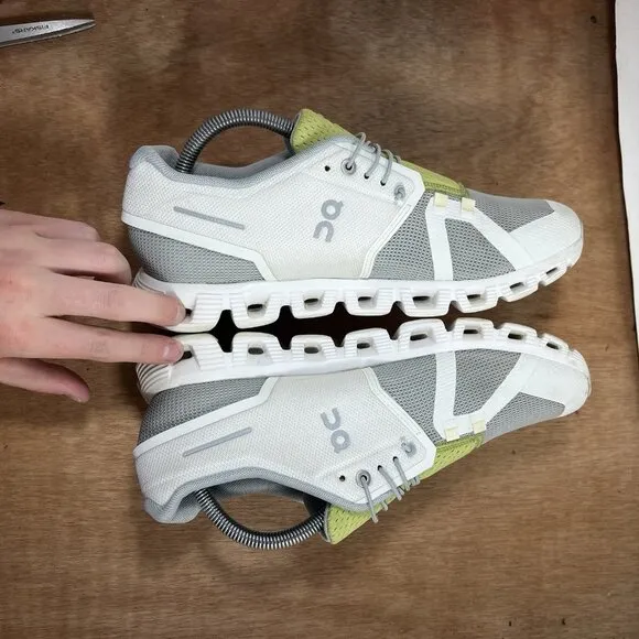 On Running Cloud 5 Women Size 10 69.97999 Glacier Zest Shoes Sneakers
