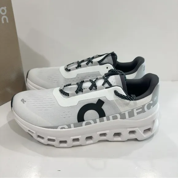 On Running Cloudmonster Women’s Shoes