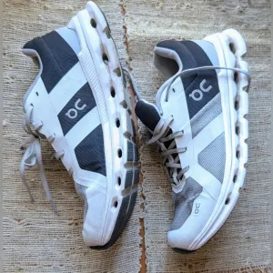 On Running Cloudrunner 'Glacier Black' Shoes READ