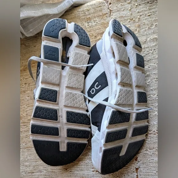 On Running Cloudrunner 'Glacier Black' Shoes READ