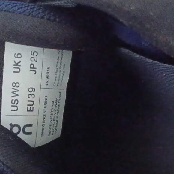 On Running On Swift Women's SZ 8 Blue Lake Sky Running Sneakers NIB Athletic