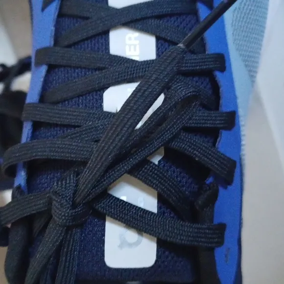 On Running On Swift Women's SZ 8 Blue Lake Sky Running Sneakers NIB Athletic