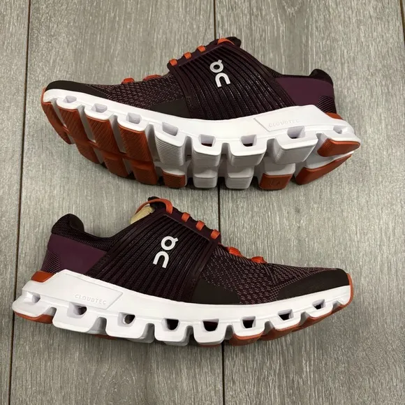 ON Running Womens Cloudswift running shoes plum/ dawn sports shoes sz 6.5 NIB