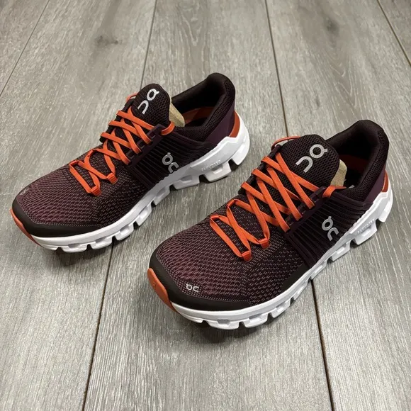 ON Running Womens Cloudswift running shoes plum/ dawn sports shoes sz 6.5 NIB