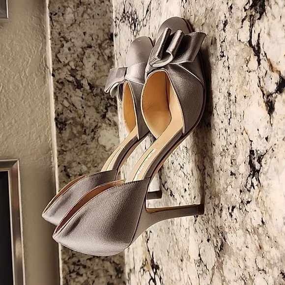 Oscar de la Renta Miss Dodo crepe de china Bow Heel Pumps 36 37 size 6 6.5