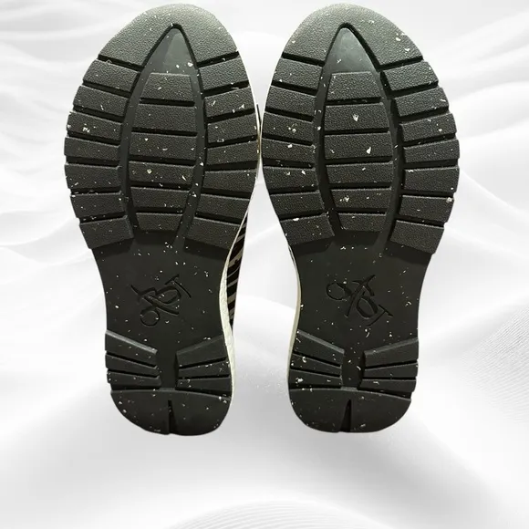 OTBT‎ Alstead Sneaker, Flex Cork, Cushioned, Zebra, Lug Sole, Wm's 7.5 NWOB