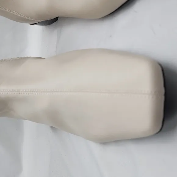 PAOLO LINEA■PAOLE RAD BOOTIES■ CREAM COLOR■100% LEATHER■SIDE ZIP■LADIES.12■NWOB