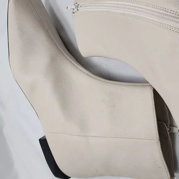 PAOLO LINEA■PAOLE RAD BOOTIES■ CREAM COLOR■100% LEATHER■SIDE ZIP■LADIES.12■NWOB