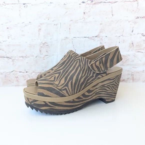 Pedro Garcia Black and Tan Wedge Sandals with Slip-On Design