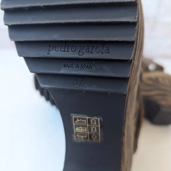 Pedro Garcia Black and Tan Wedge Sandals with Slip-On Design