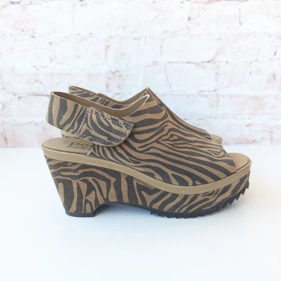 Pedro Garcia Black and Tan Wedge Sandals with Slip-On Design