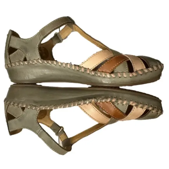 Pikolinos Puerto Vallarta Leather T-Strap Closed Toe Sage/Tan Shoes 7.5-8