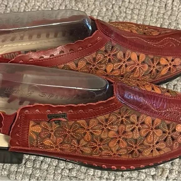 PIKOLINOS Red and Brown Slip-On Loafers with Elegant Design