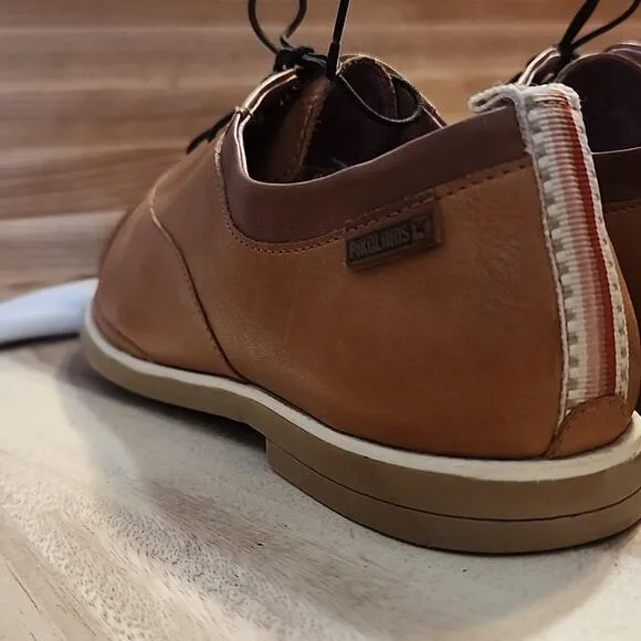 PIKOLINOS STYLE: PYRGOS CAP-TOE BROWN LEATHER LACELESS LADIES SIZE 41 IN GUC