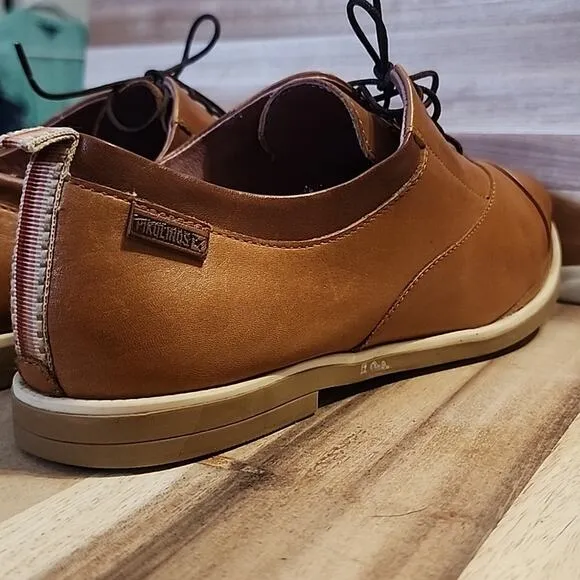 PIKOLINOS STYLE: PYRGOS CAP-TOE BROWN LEATHER LACELESS LADIES SIZE 41 IN GUC