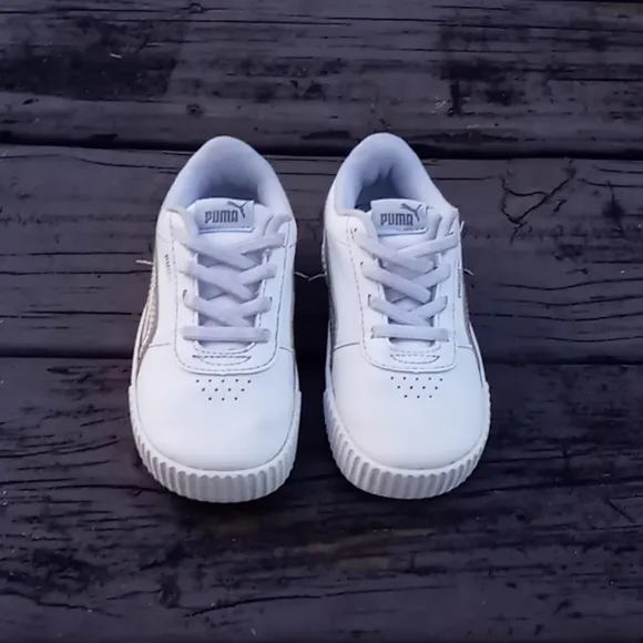 Puma Carina Girls Athletic  Shoes