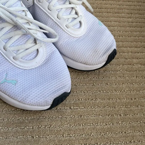 PUMA Sneakers, White, size 8