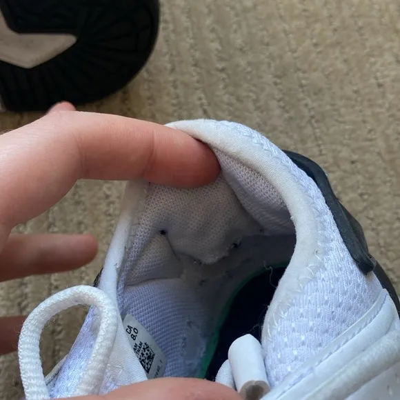 PUMA Sneakers, White, size 8