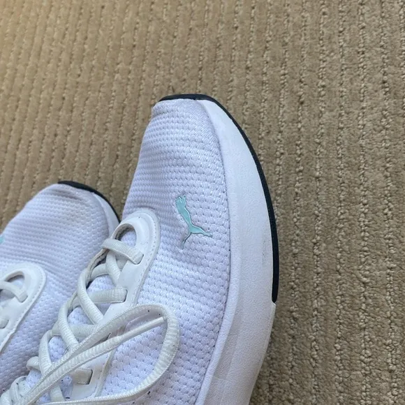 PUMA Sneakers, White, size 8