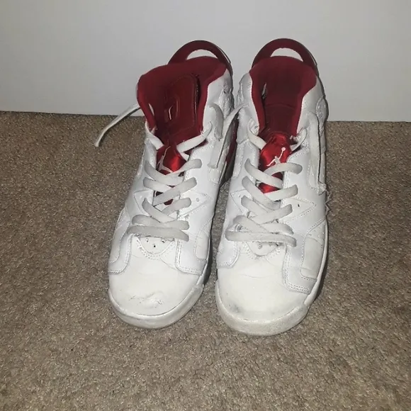 RARE 1991 JORDAN AIR RED TONGUE 1991 MARKED ON WHITE SHOE SIZE 7 YOUTH