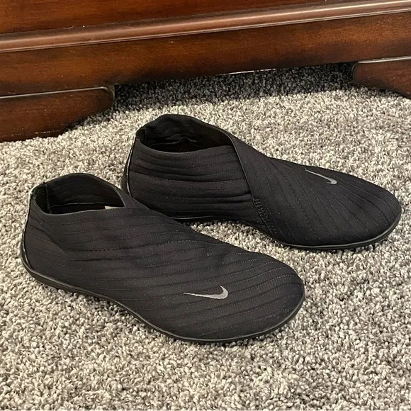 Rare Nike  'Kyoto' 2003 Y2K Futuristic Look Slip on Trainer Sneakers Size 7