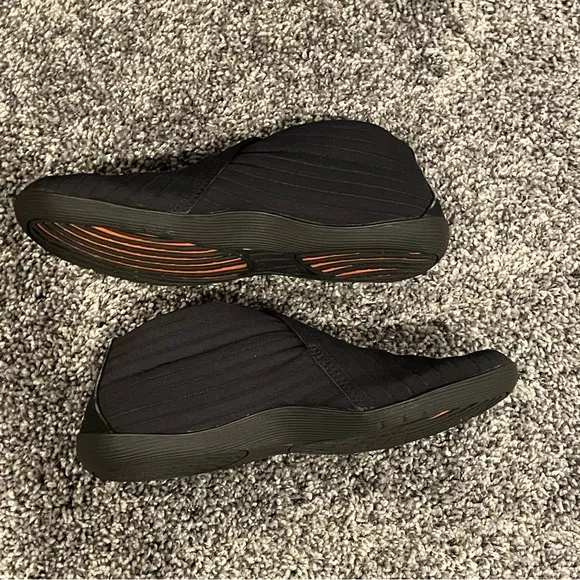 Rare Nike  'Kyoto' 2003 Y2K Futuristic Look Slip on Trainer Sneakers Size 7