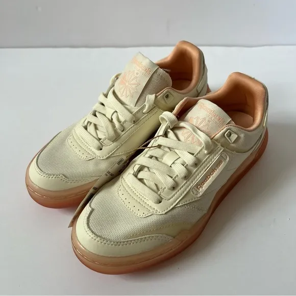 Reebok Club C Tennis Gym Shoes Sneaker Legacy White Aura Orange 6.5 Comfy Preppy
