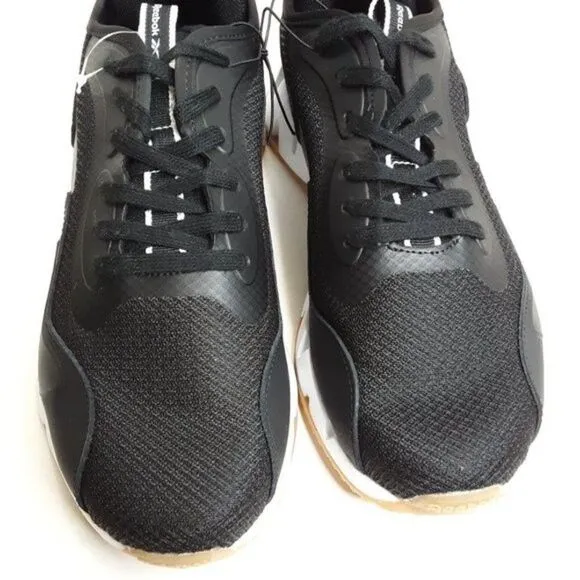 Reebok Men's Sneaker size 9M Zig Dynamica Black White Running Shoes