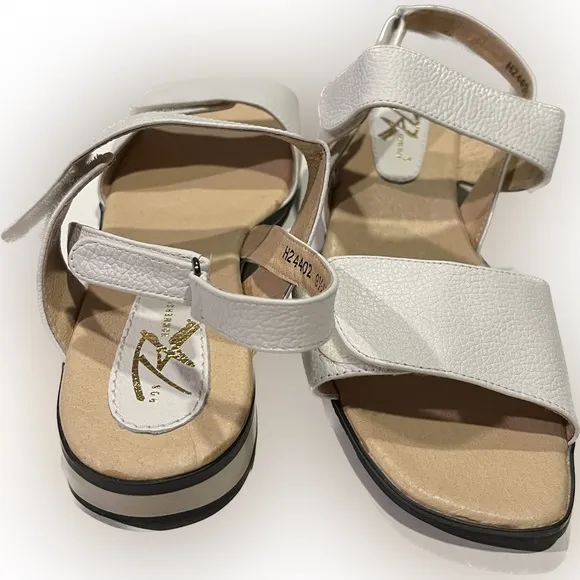 Ros Hommerson Womens Leather Vero Velcro Double Band Sling Sandal - Size 9.5 W