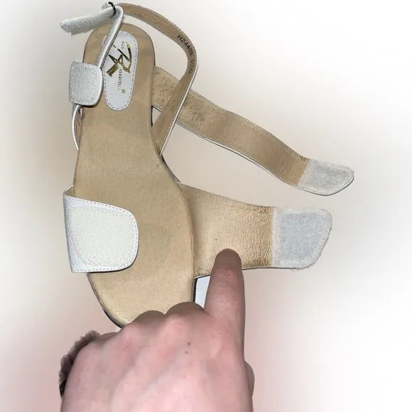 Ros Hommerson Womens Leather Vero Velcro Double Band Sling Sandal - Size 9.5 W